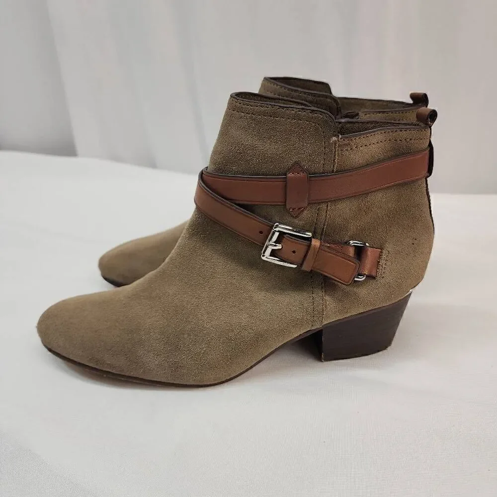 COACH Size 9.5 Pauline Women's Leather Signature Fashion Ankle Bootie Brown B